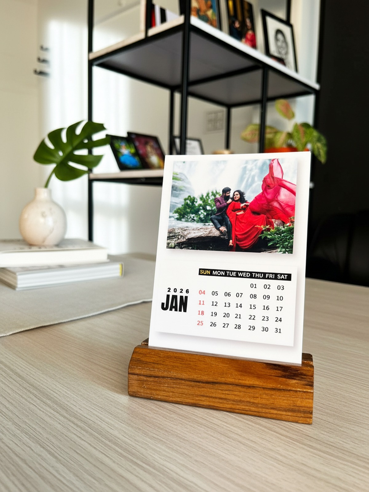 Trendy Table Calender